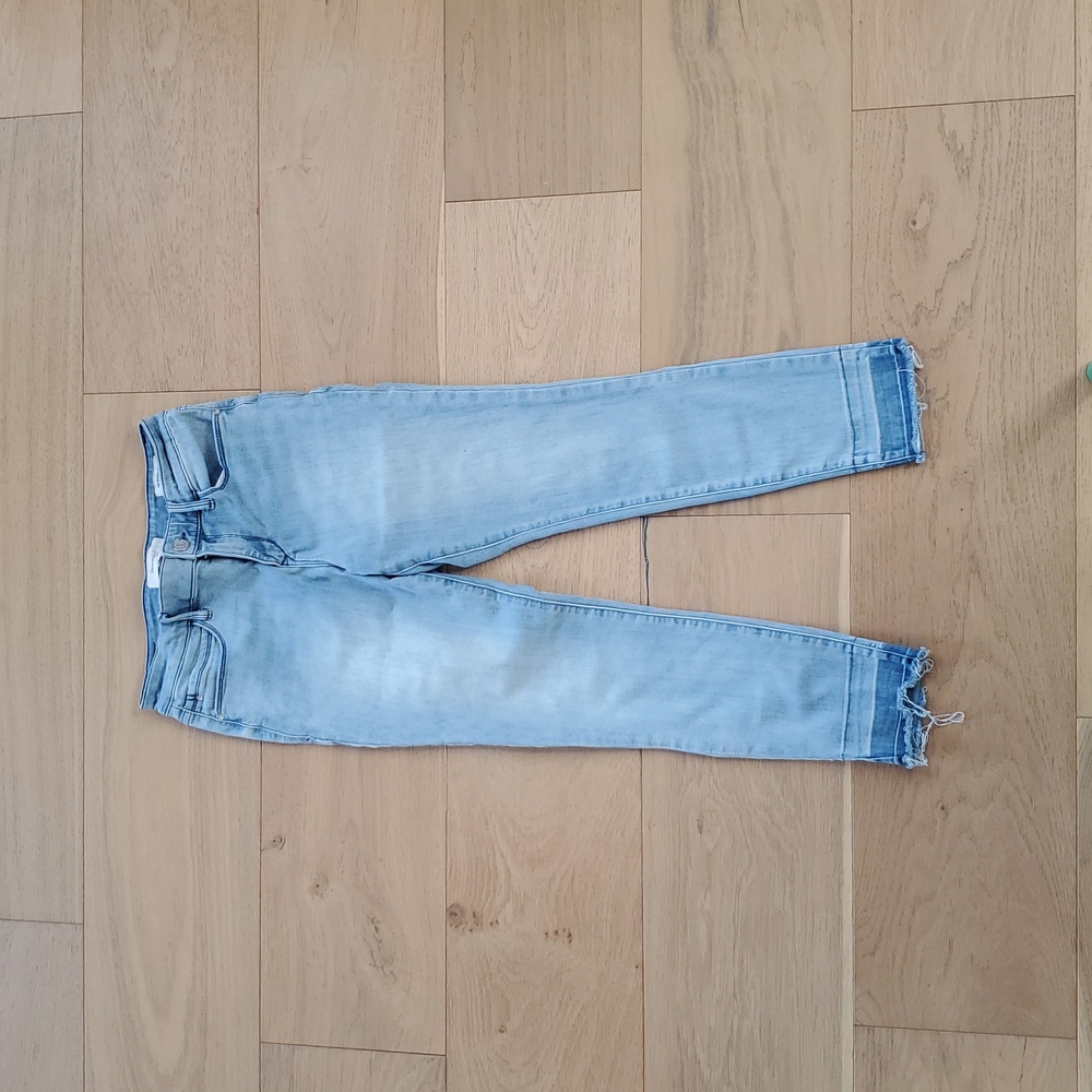 Skinnygirl ankle jeans